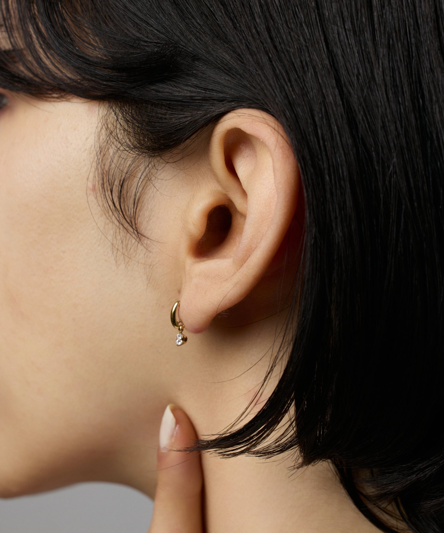 予約販売(3月上旬発送予定)】[ゴールド]ジルコニアドロップピアス