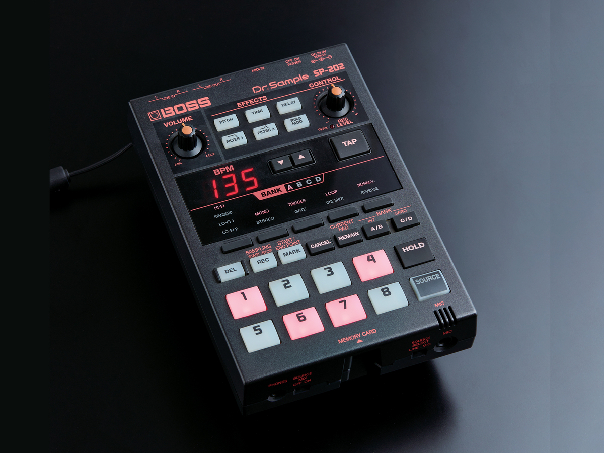 Roland/BOSSサンプラーの系譜】Roland SP-202（1997年）〜700gの軽量さ