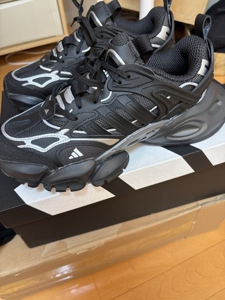 口コミ・レビュー｜adidas アディダス XLG RUNNER DELUXE IH0070