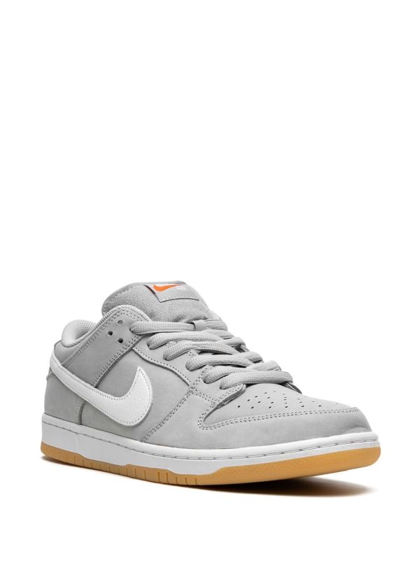 Nike SB Dunk Low Pro Iso スニーカー | グレー | FARFETCH JP