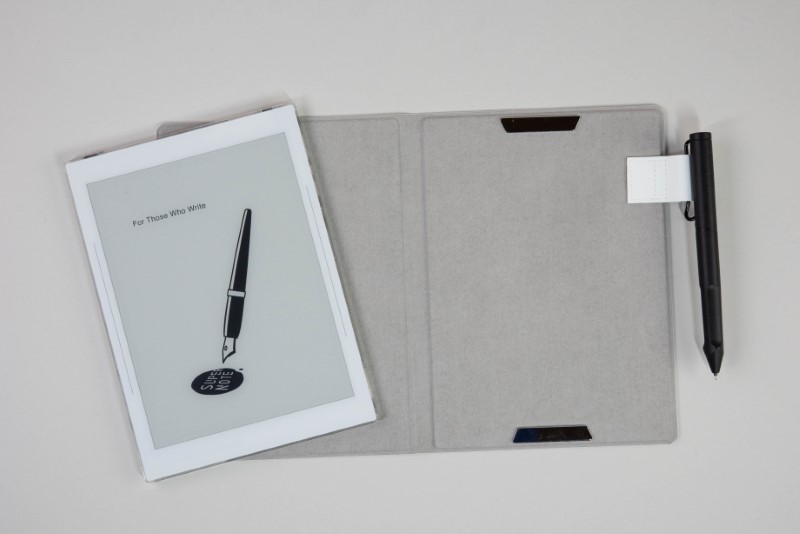 究極の電子ノート「Supernote Nomad」、紙に近い書き味を再現 | 日経