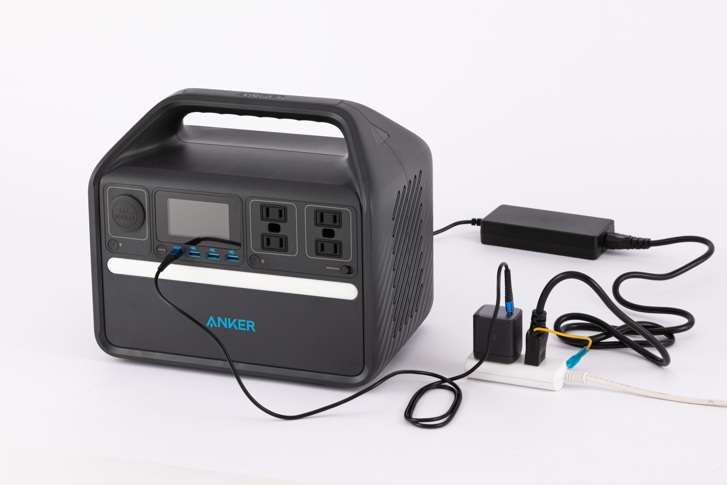 リン酸鉄リチウムイオン電池のポータブル電源「Anker 535