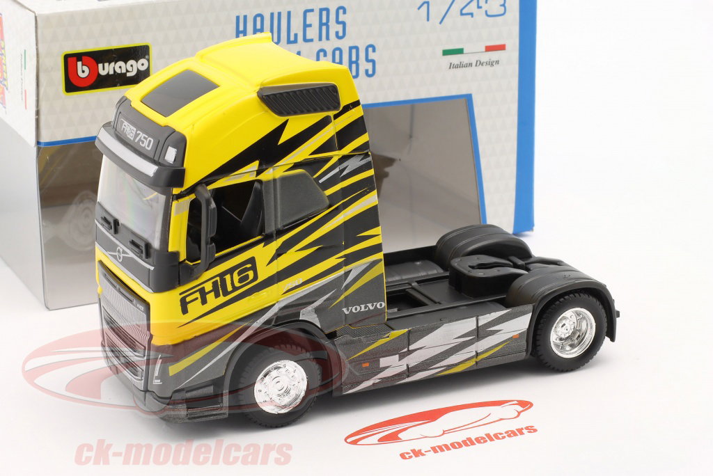 Bburago 1:43 Volvo FH16 Globetrotter 750 XXL Truck yellow / grey