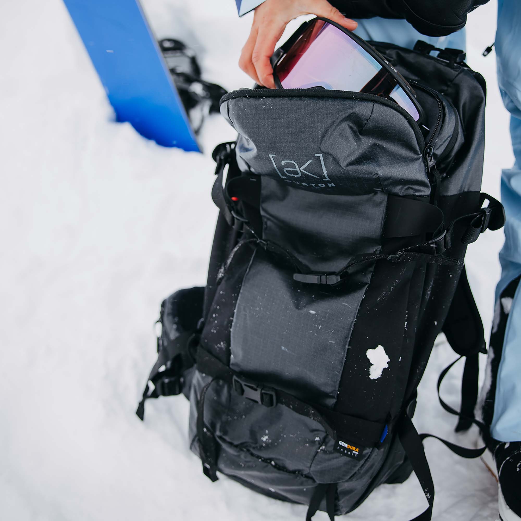 Burton [ak] Dispatcher 18 Backpacks | Absolute-Snow