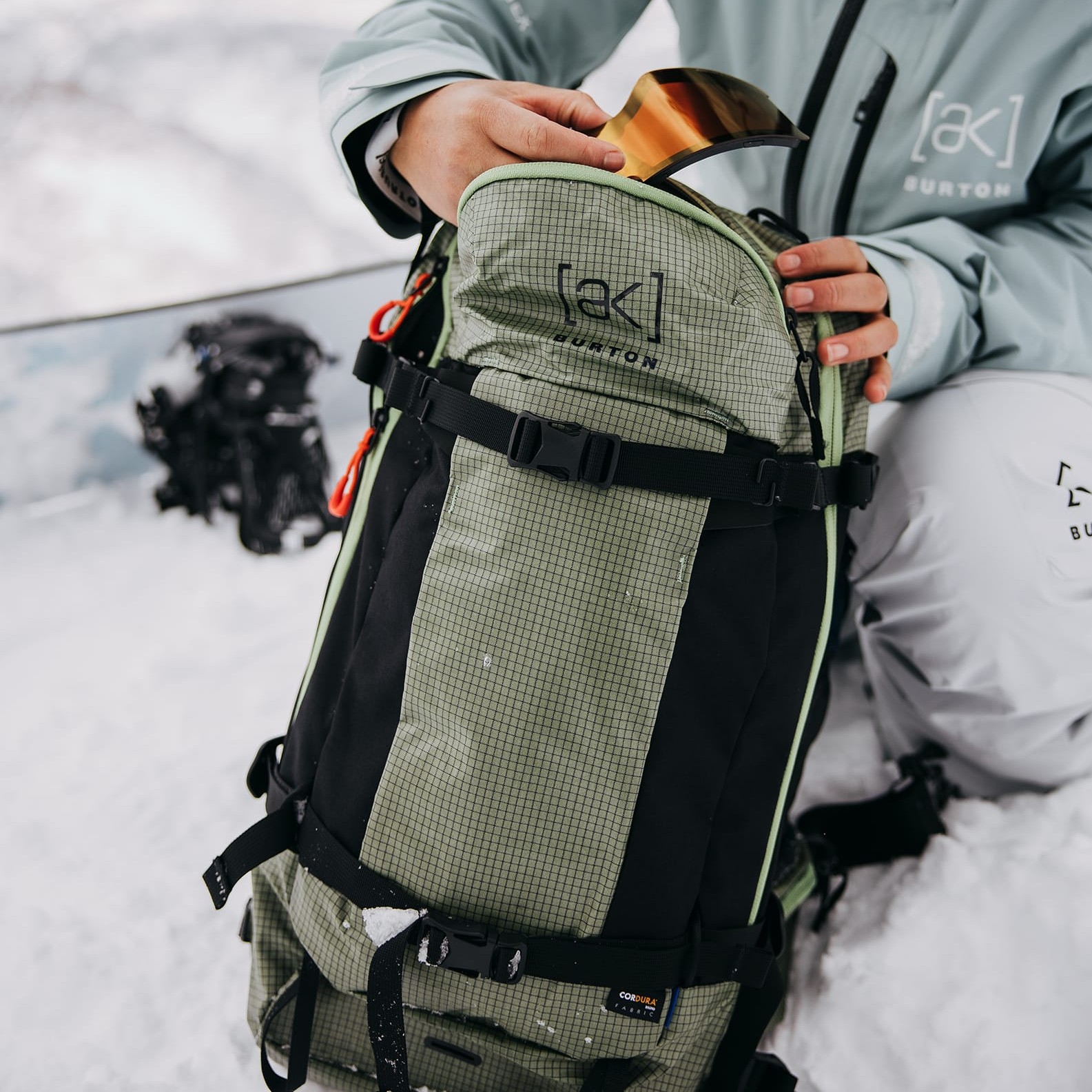 Burton [ak] Dispatcher 35 Backpacks | Absolute-Snow