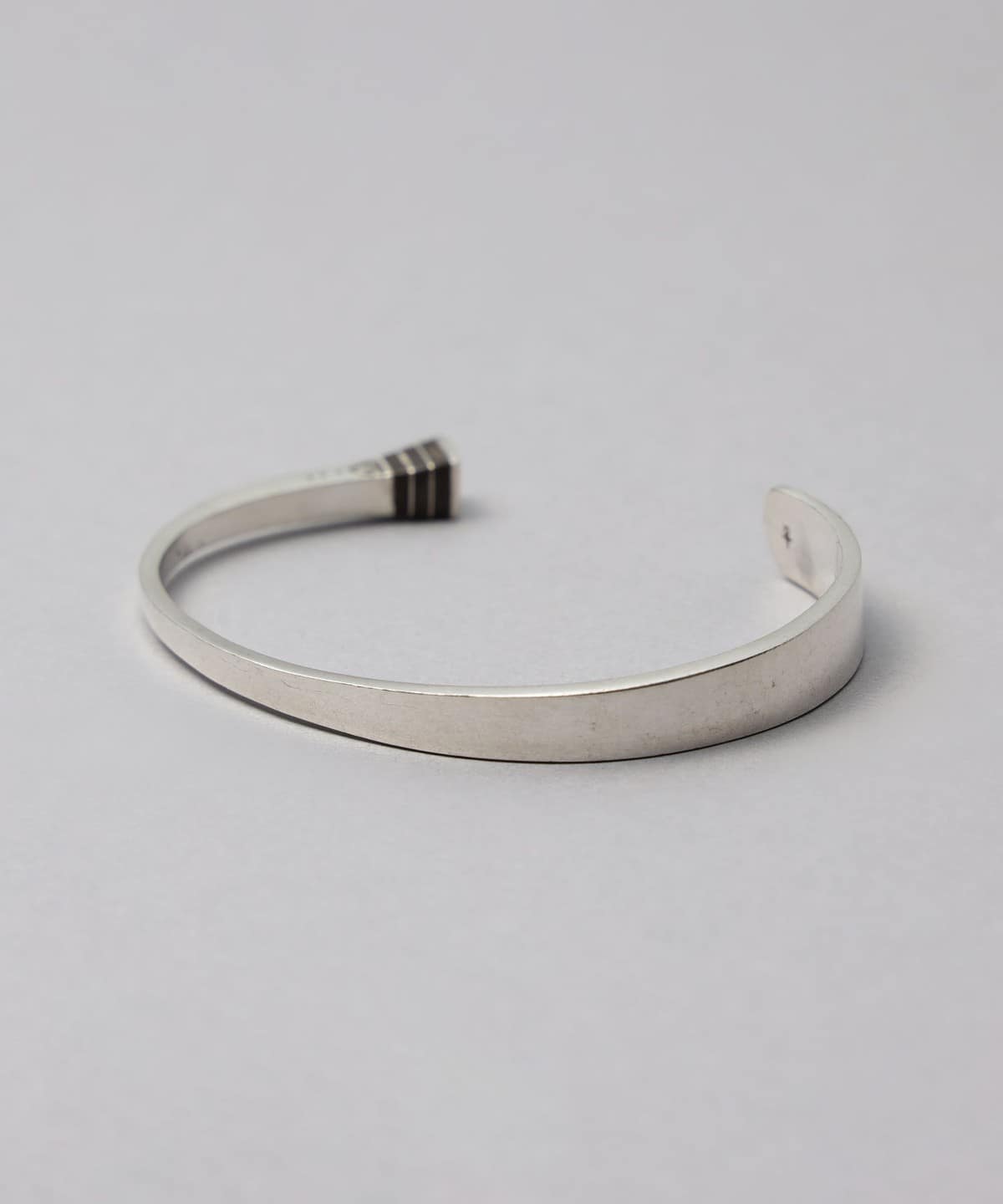 BEAMS F（ビームスF）Adawat'n Tuareg / シルバー ブレスレット P