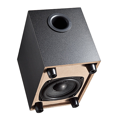 2.1chスピーカー（サブウーファー搭載・最大14W出力・手元