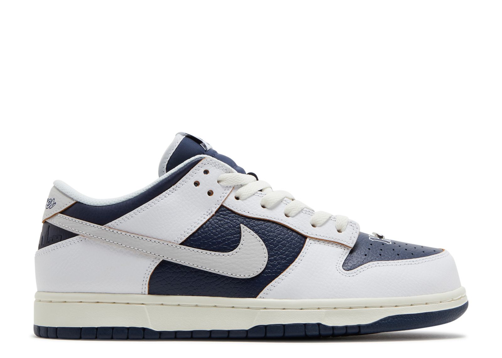 HUF X Dunk Low SB 'New York' - Nike - FD8775 100 - white/vast grey