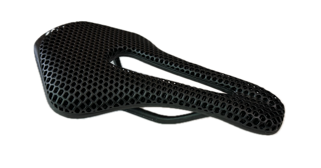 3Dプリンターで作られた軽量カーボンサドル「3D printing サドル