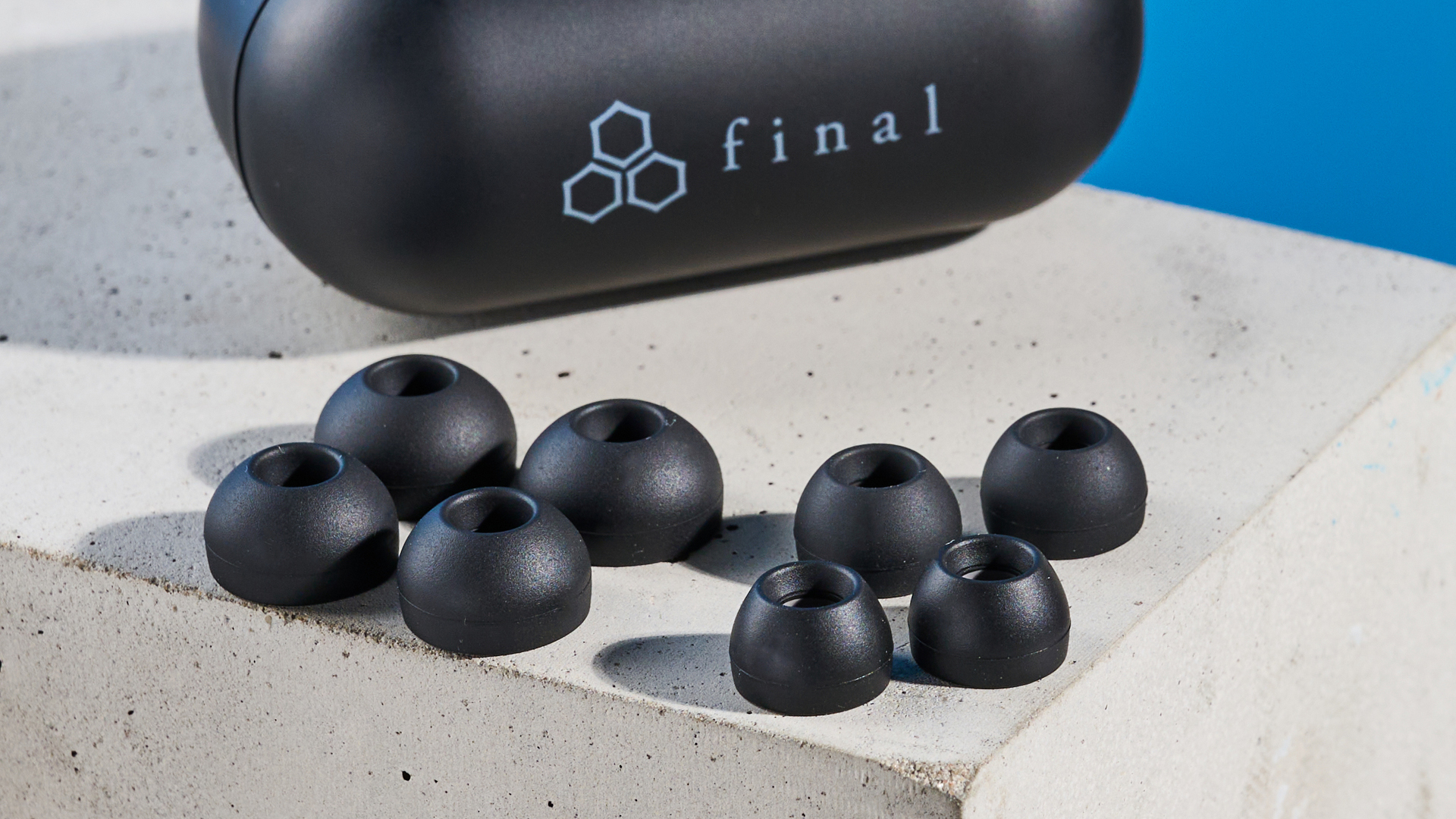 Final VR3000 Wireless review: Audiophile earbuds for gaming and