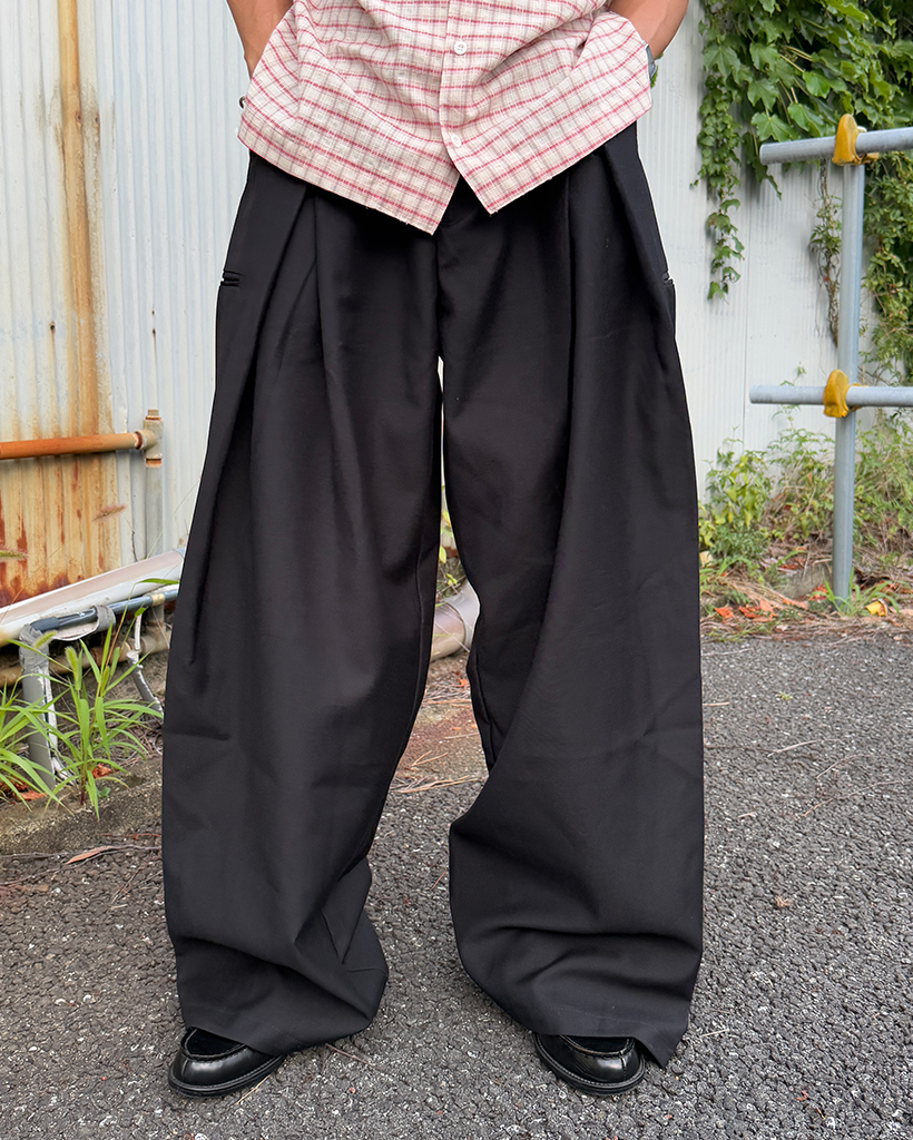 ピンタックバルーンスラックス | ファッション通販サイト NUGU