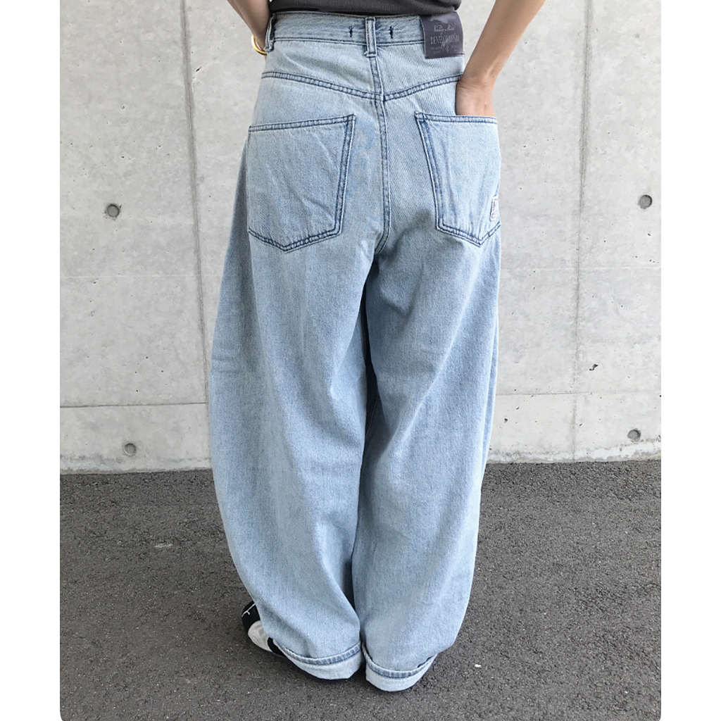 ユニセックス) バルーンワイドライトブルーデニムパンツ