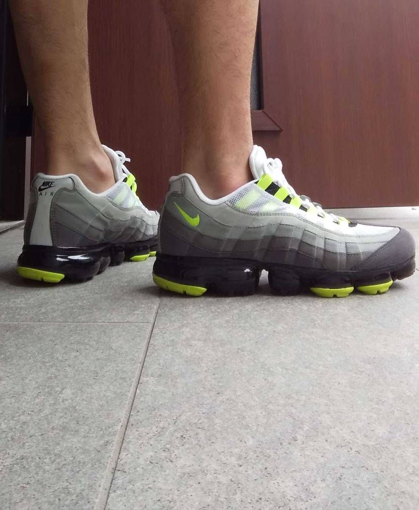 ナイキ エアヴェイパーマックス95 