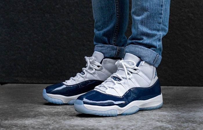 ナイキ エアジョーダン11 レトロ ミッドナイト ネイビー【11/11発売