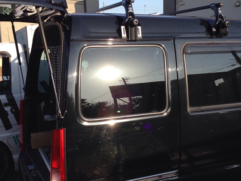 サンバーのリア窓埋め（スバル サンバー・TT/TV/TW）by ハヤブサ運ちょ