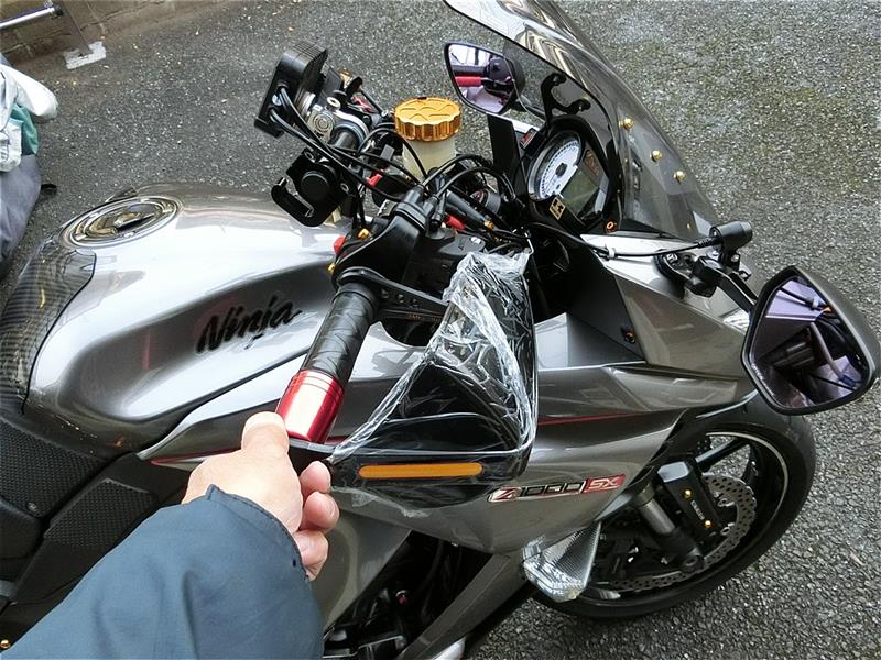 ナックルガード 装着失敗 ＋ スマホホルダー交換（カワサキ Ninja1000