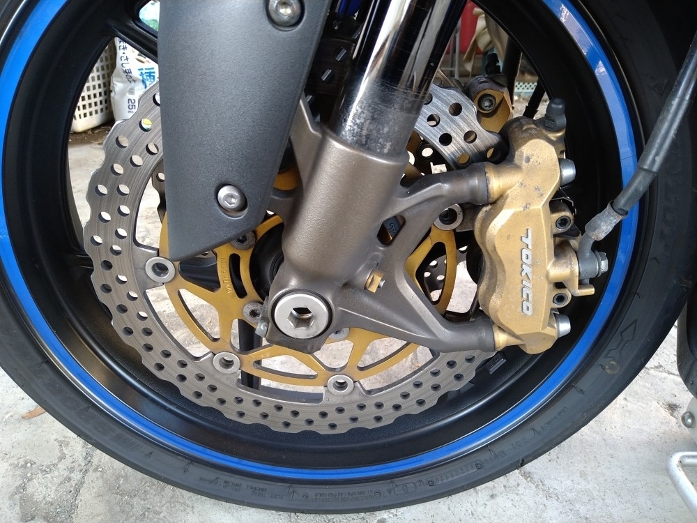キャリパー・ローター交換（カワサキ ZX-10R）by タツ@GT3 - みんカラ