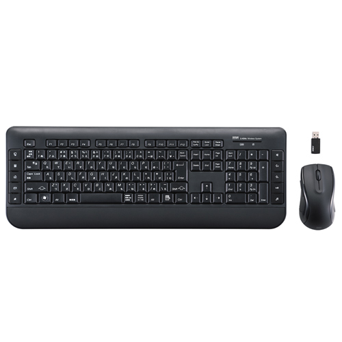 SKB-WL18SETBK【マウス付きワイヤレスキーボード（ブラック）】手に