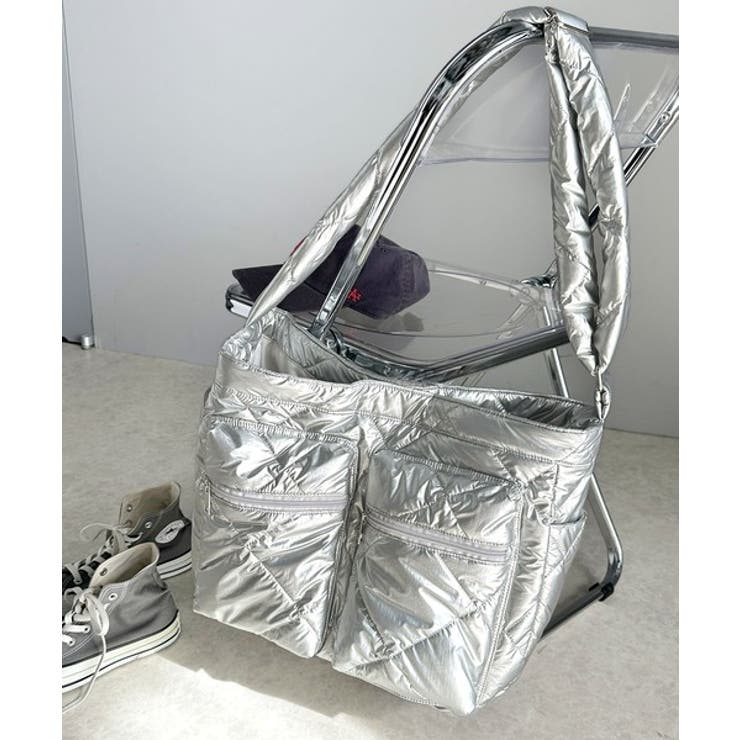 Javaジャバコラボ》旅行にも日常にも◎大容量ポケットキルティング