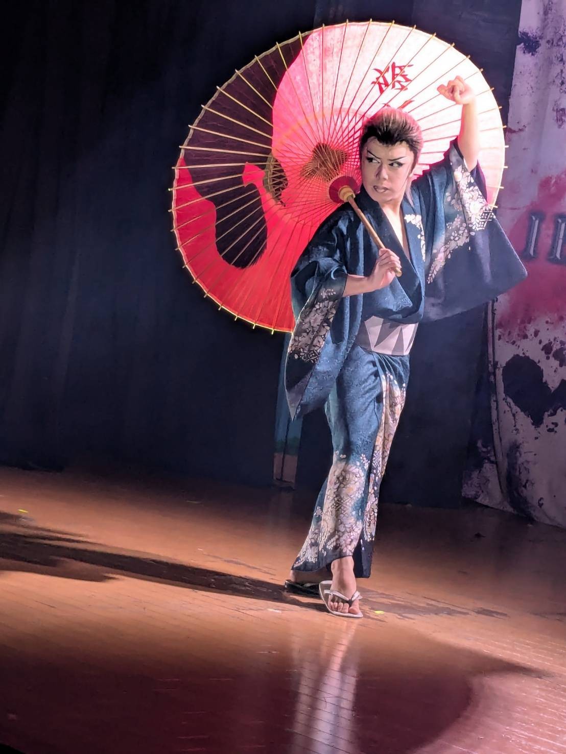 大衆演劇役者様への特別な贈り物 - 日本最古の京都和傘屋 辻倉