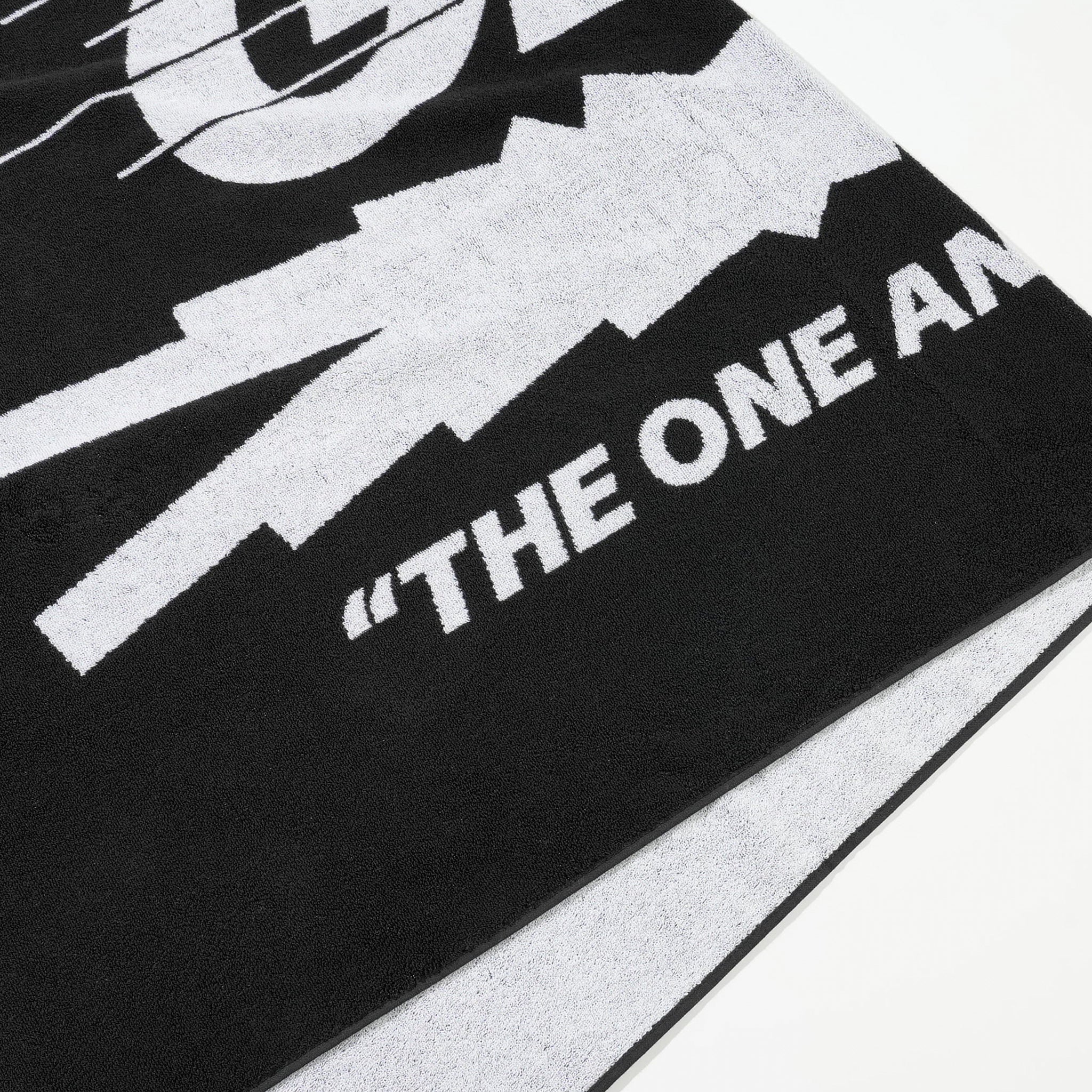 GR8 COLLABORATION BEACH TOWEL | GR8