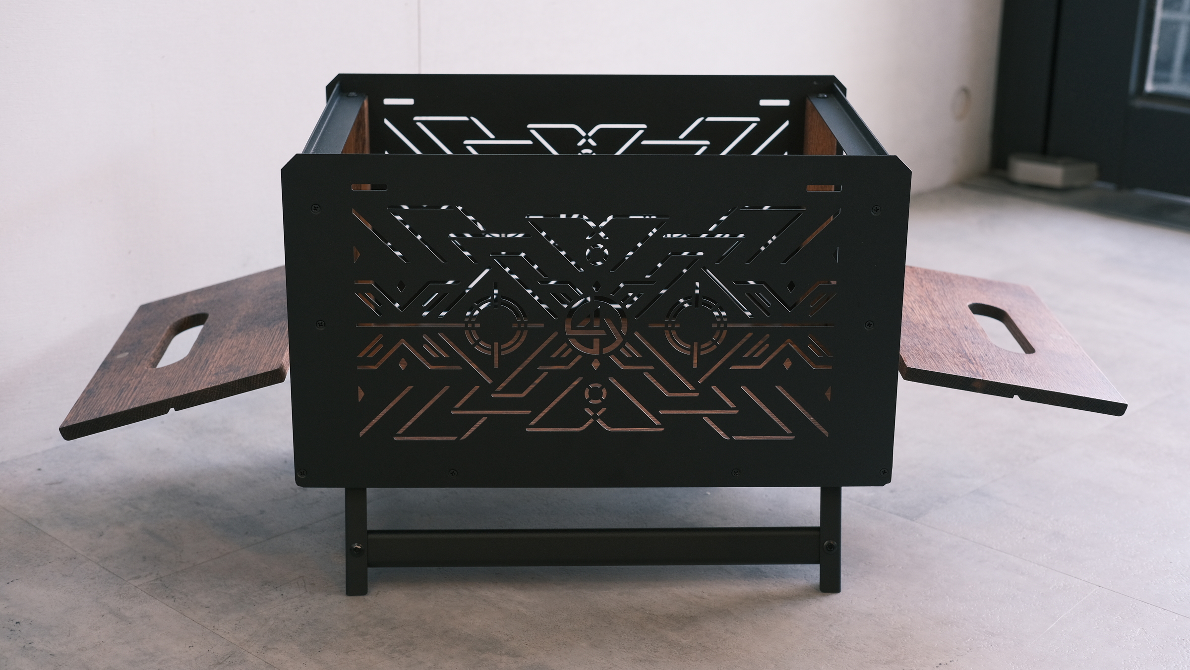 BLACK Design - 福箱– 不二吉選BUERJI SELECT