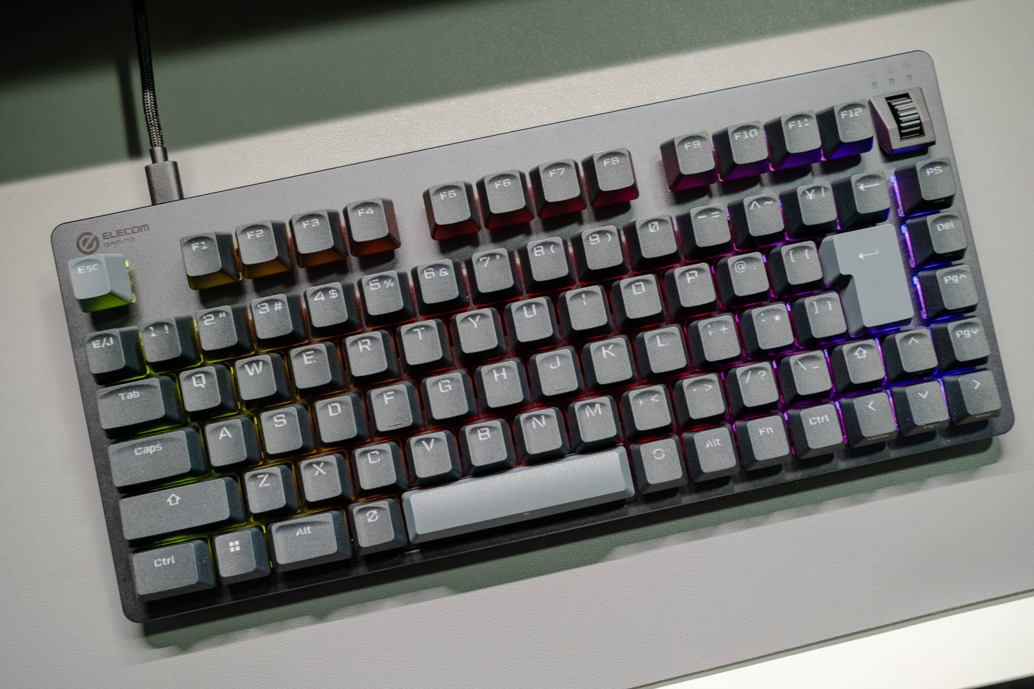 エレコムゲーミングのVK720Aをレビュー！ラピッドトリガーに対応し75