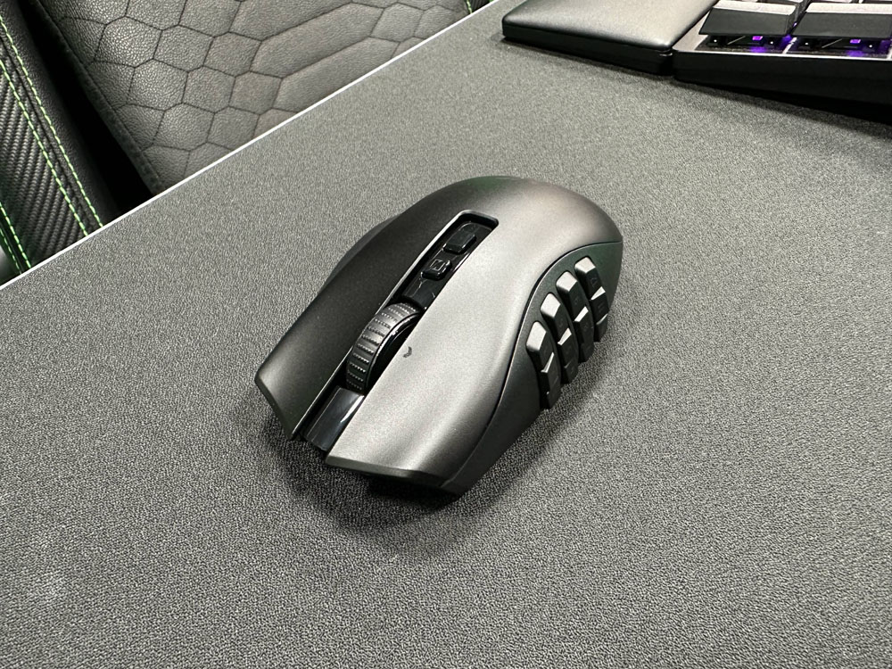 Razer レイザー Naga V2 Pro FPS / MMO / MOVA 多目的ワイヤレス