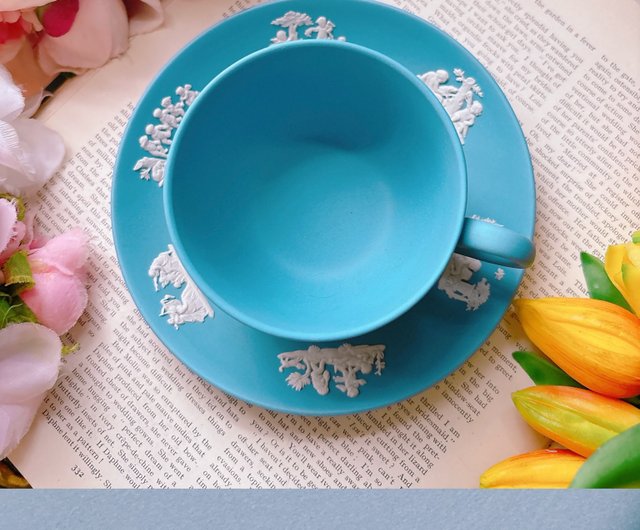 台湾 英国ボーンチャイナ ウェッジウッド ジャスパーブルーレリーフ