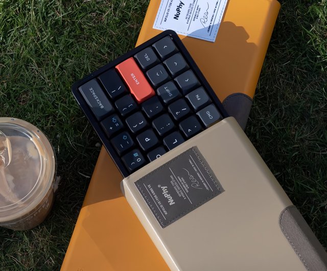 台湾 NuPhy Nufolio V3 キーボード収納ケースは、NuPhy Air75/96 V2