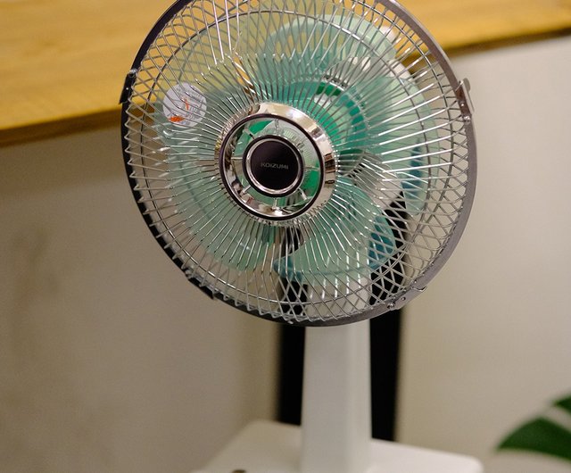 台湾 日本製コイズミ10インチレトロ扇風機（グリーンとホワイト