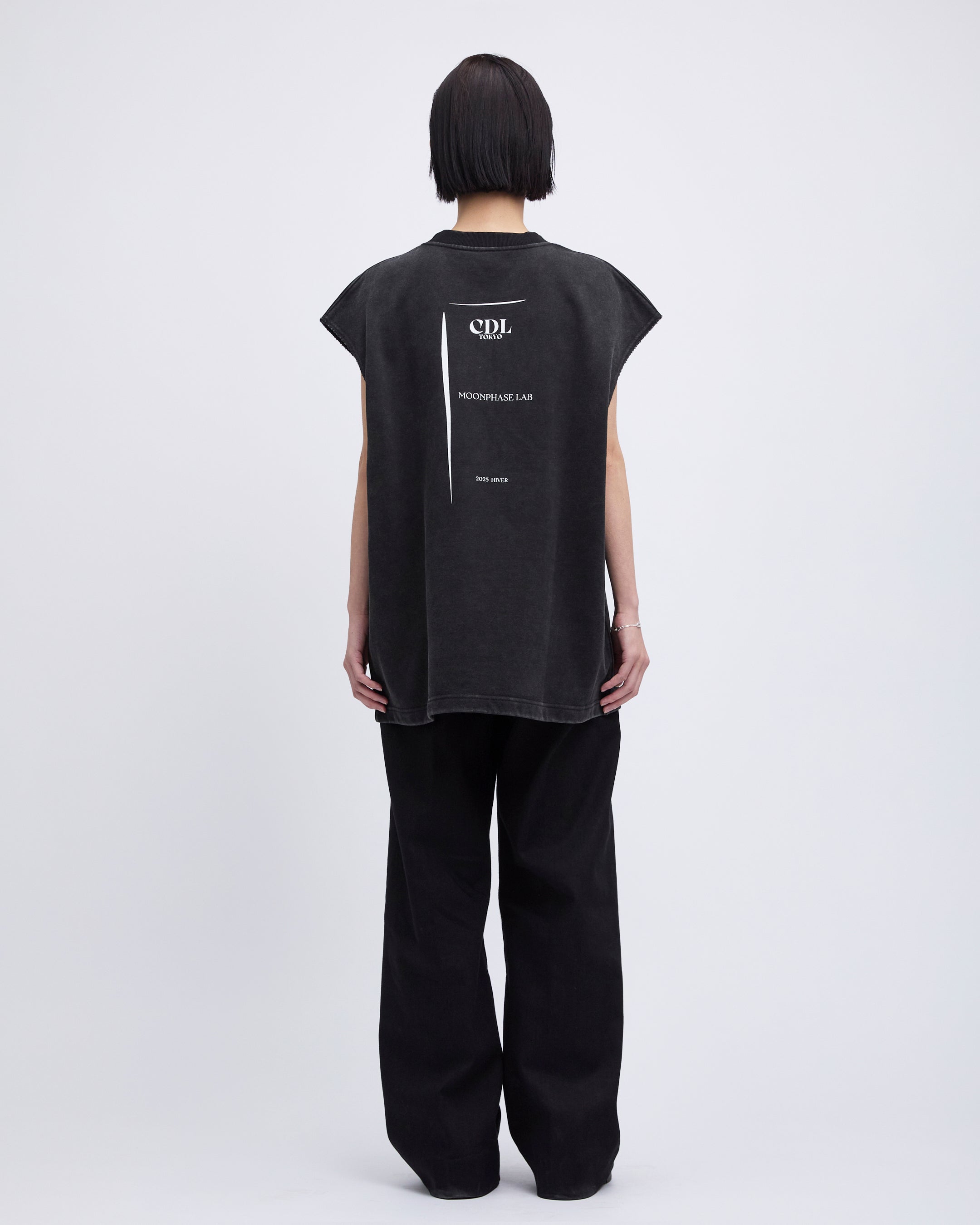 CDL Sleeveless Sweatshirt – CDL TOKYO