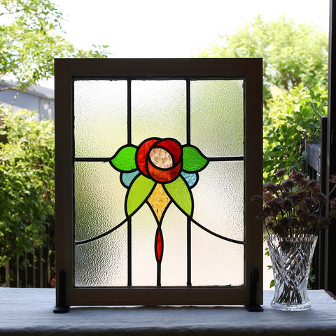 アンティークのステンドグラスがいっぱい – チェルシーオールド