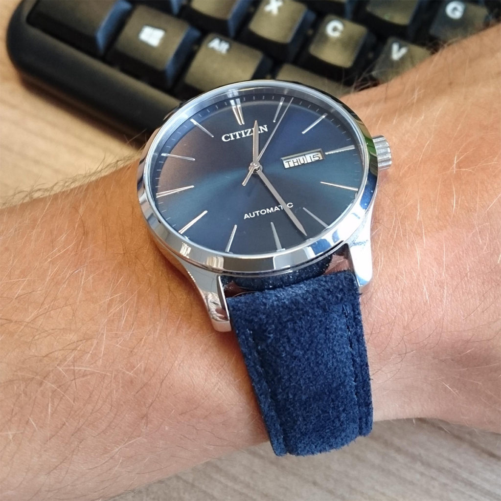 CITIZEN DEEP BLUE CLASSIC