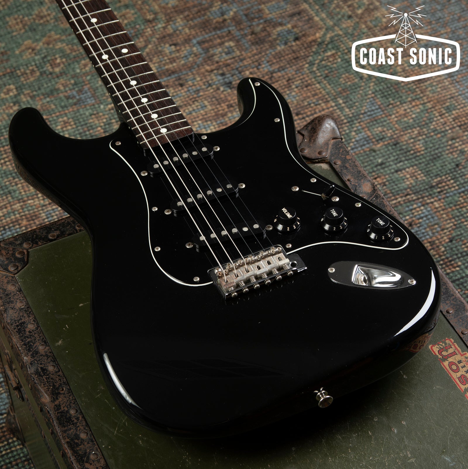 2007 Fender All Black '62 Reissue Stratocaster ST62-70AB Made in Japan