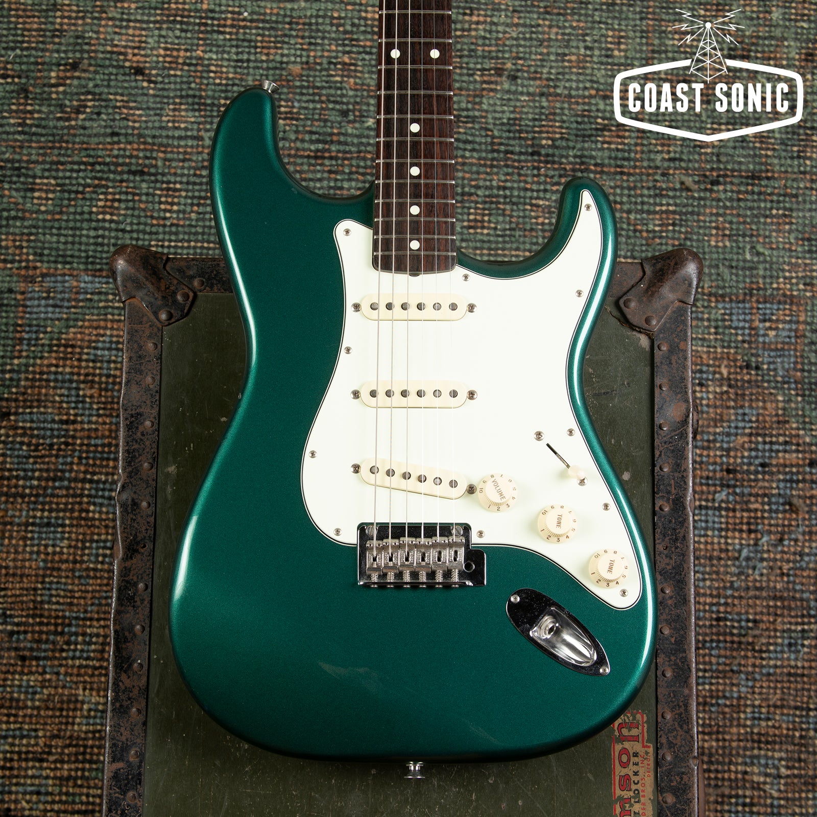 2017 Fender Hybrid 60's Stratocaster made in Japan -Sherwood Green