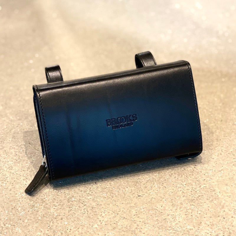 D-SHAPED TOOL BAG – COG TOKYO