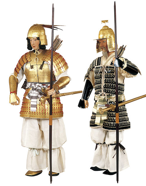 ☆金箔押大鎧 伝統的な日本の武士の鎧 金箔押大鎧 伝統的な日本の武士