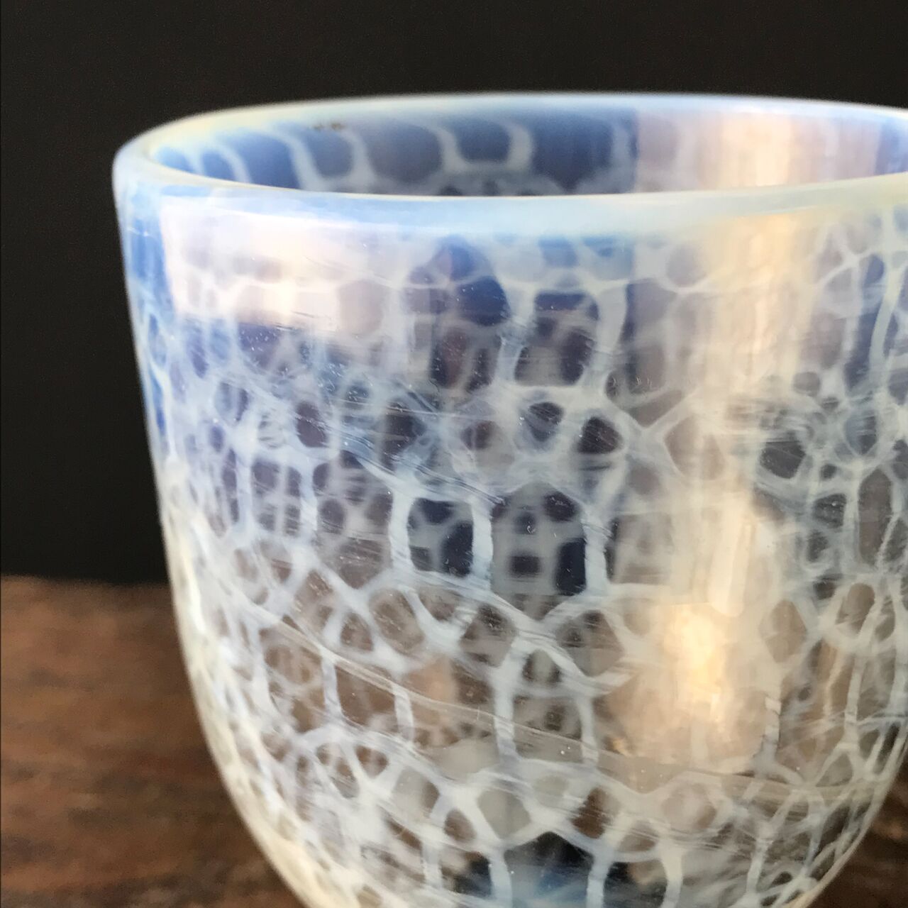 ガラス :: 輪つなぎ文 棗形 黒脚 氷コップ | COTTOU.JP 骨董の通販