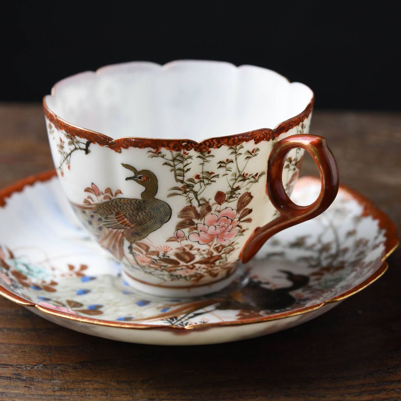 陶磁器 :: 花鳥孔雀図 高山一二 横浜・東京焼 カップ&ソーサー