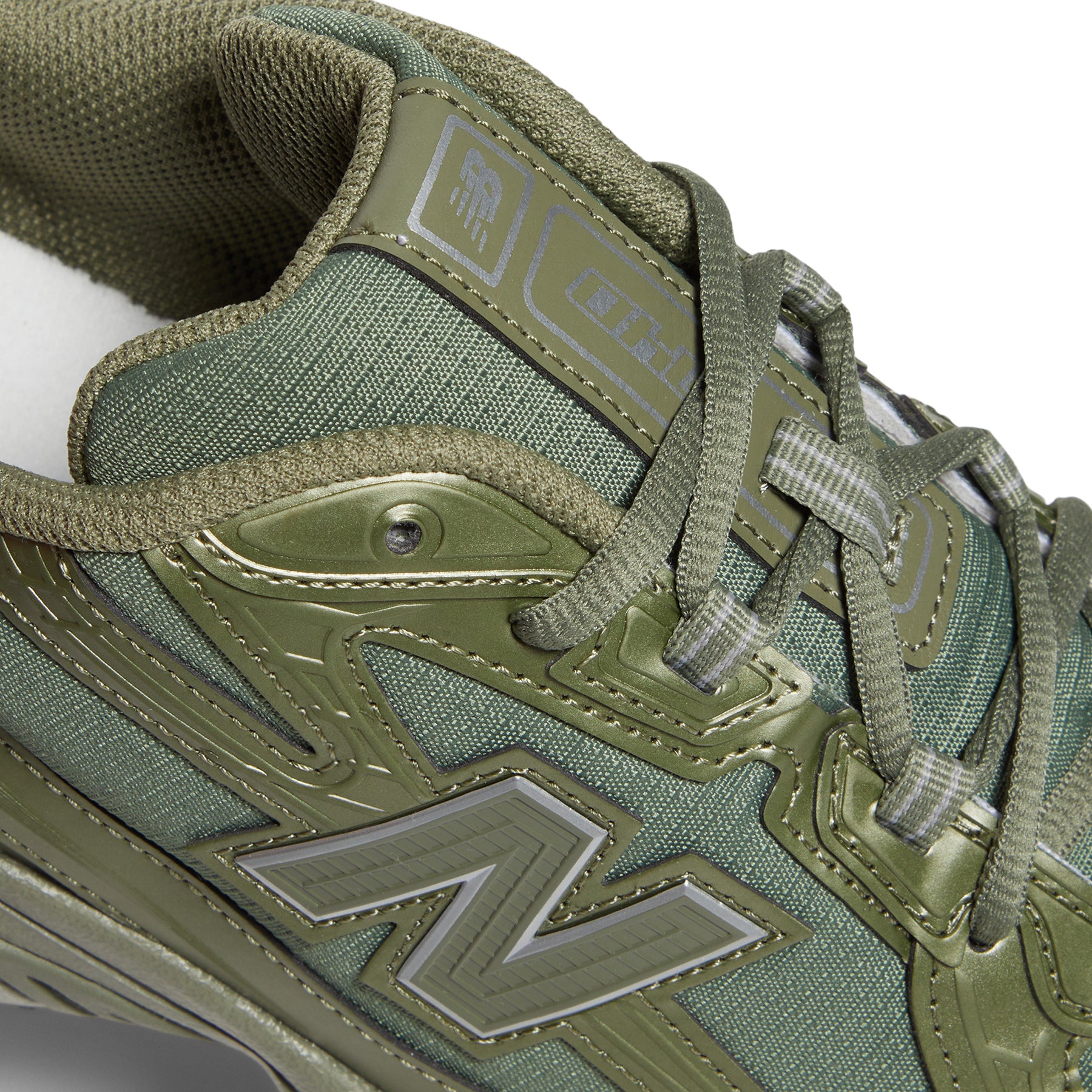 New Balance 740 (Dark olivine) – CNCPTS