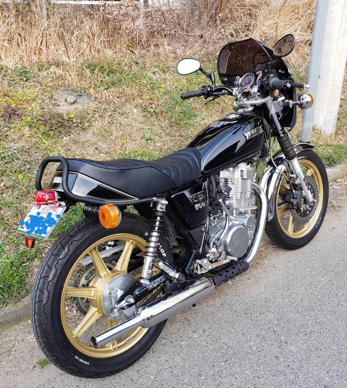 SR400シート張替え