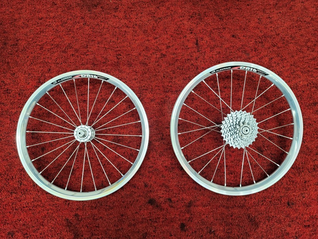 birdy用カスタムホイールセットのご案内】限定1セットShimano