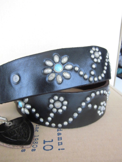HTC スタッズベルト#125 FLOWER Turquoise: D.Lewis