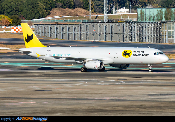 Airbus A321-231P2F Yamato Transport (Spring Airlines Japan) JA81YA