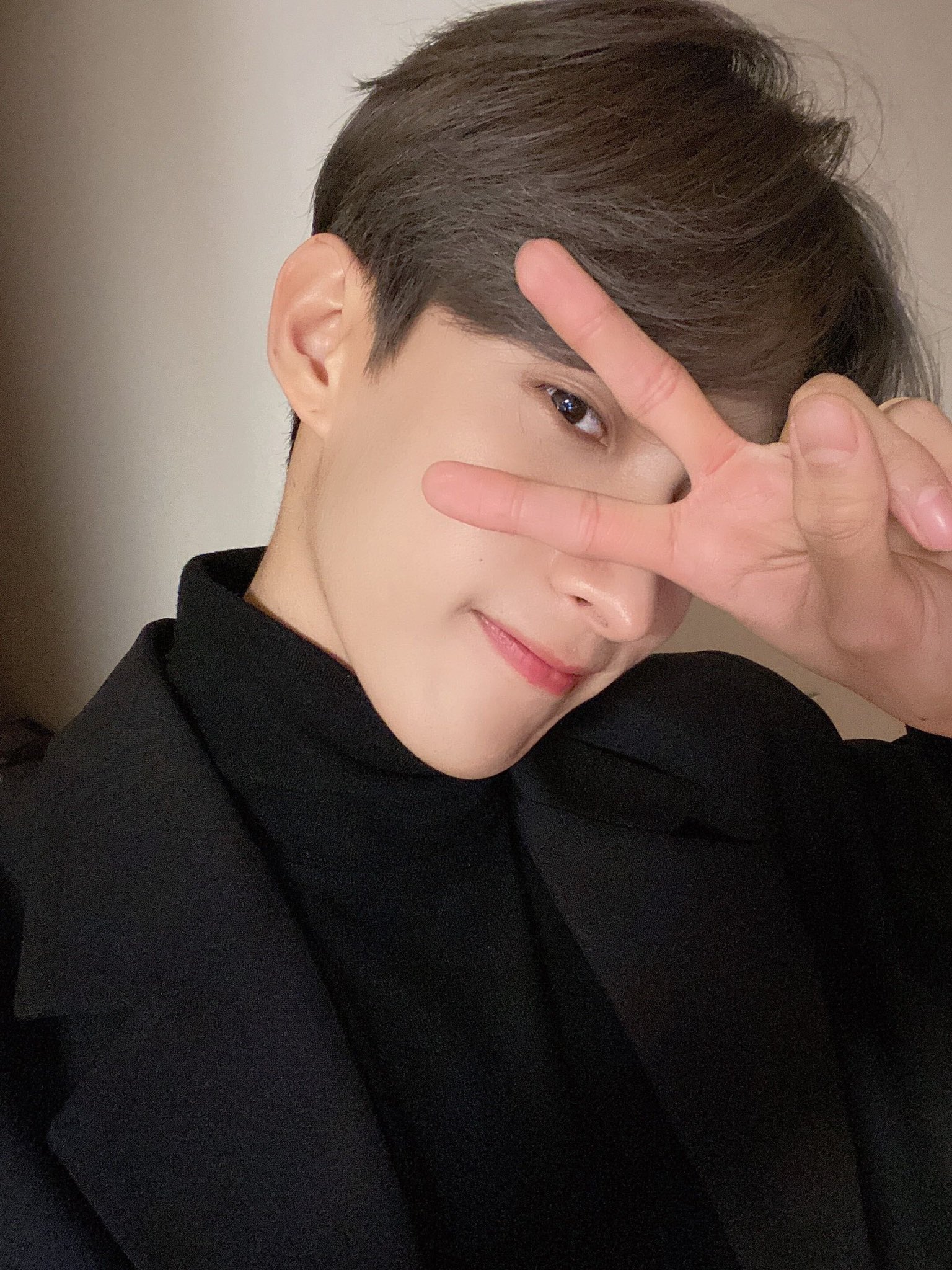 SEVENTEEN ドギョム ツイッター更新‥「今日1日もしっかり締めくくろう