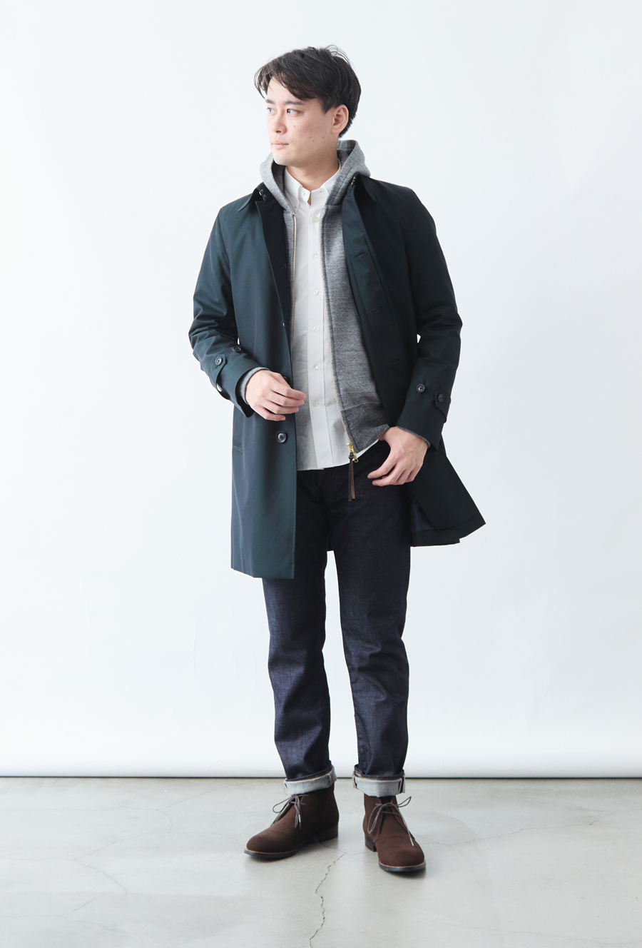 春まで過ごせる賢い1着】暖冬だからこそ、王道ステンカラー