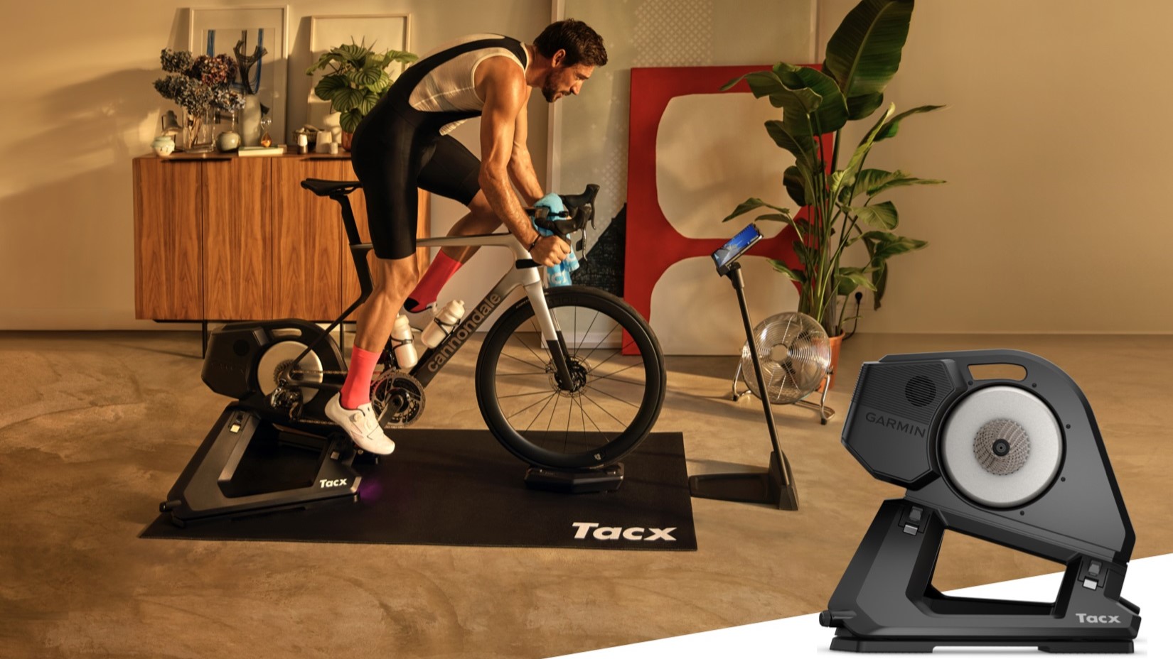 Garminから多方向移動機能を搭載したダイレクトドライブスマート