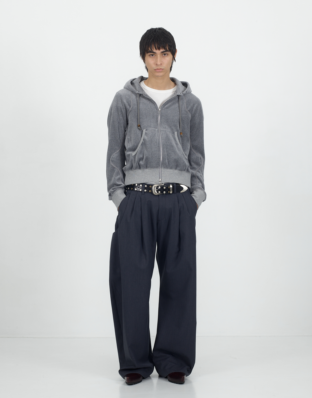 NVRFRGT / 4c STUDDED LEATHER BELT – Black | disarm | no. ROTOL