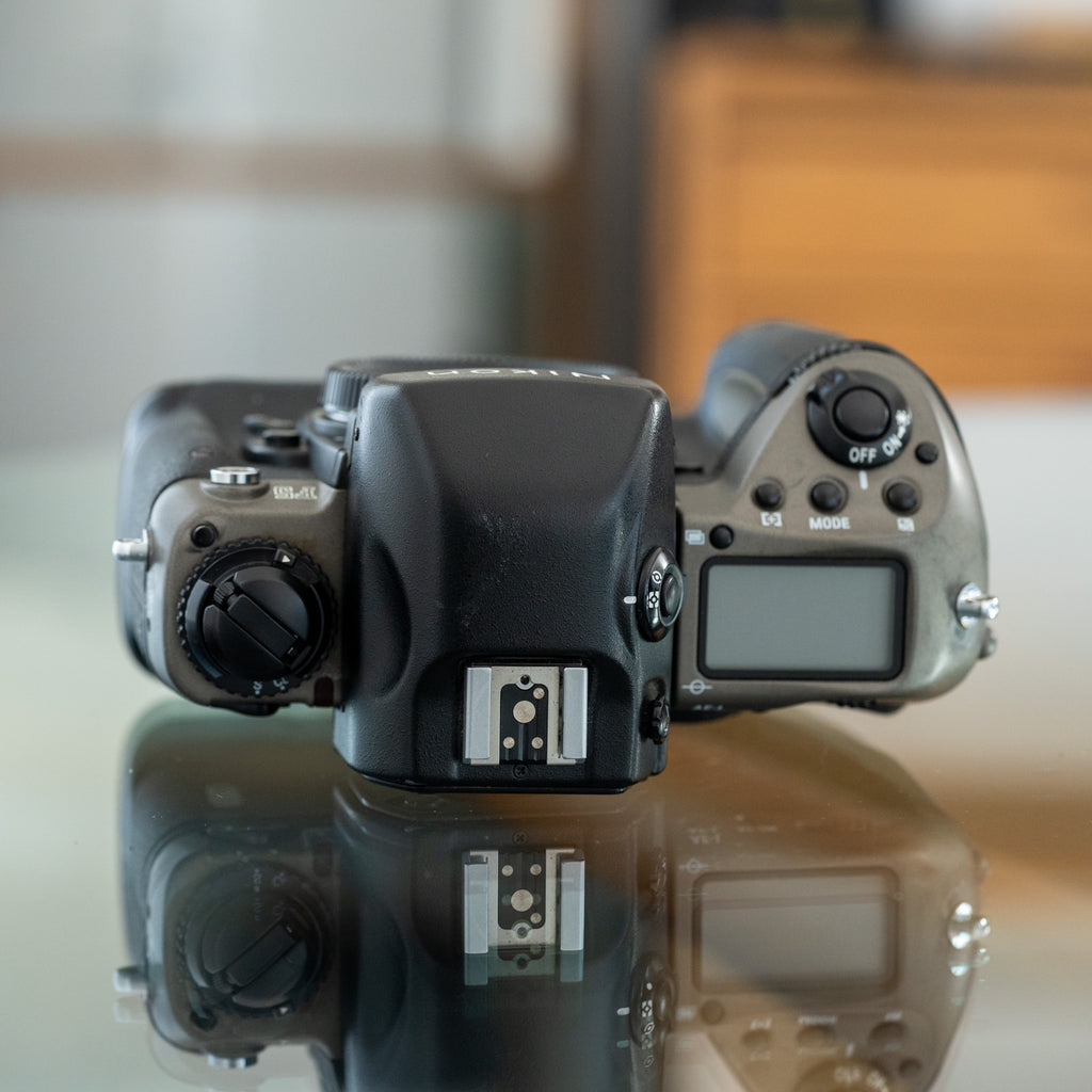 Nikon F5 50th Limited – Doppietta-Tokyo